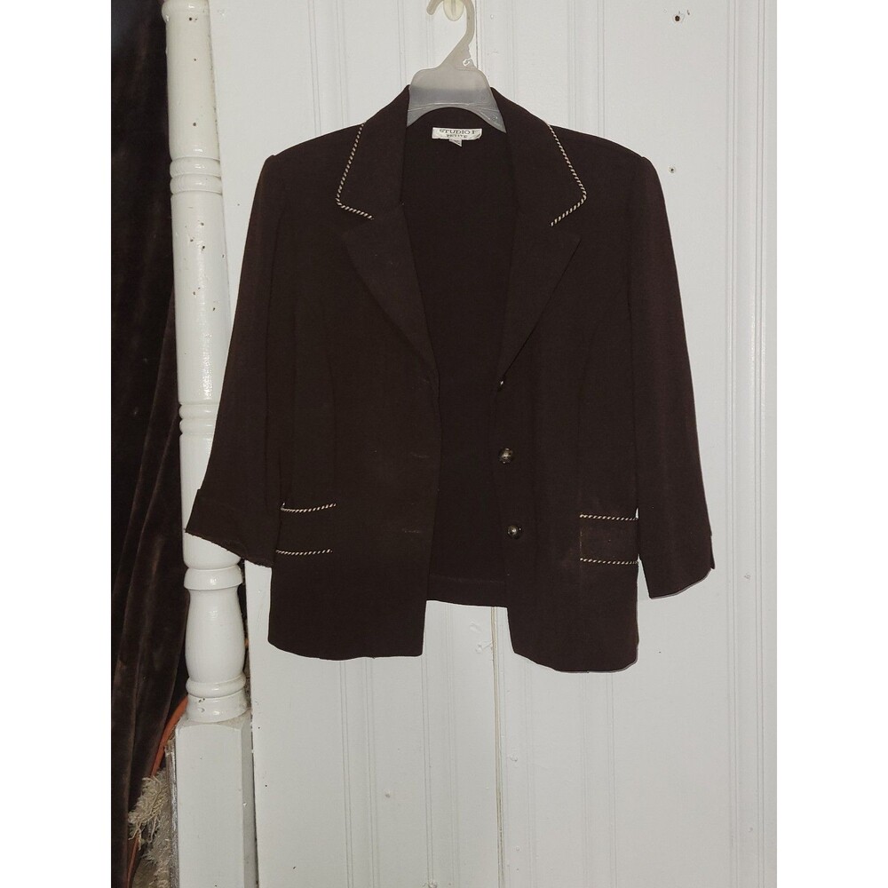 Studio 1 blazer size 14p (P38)